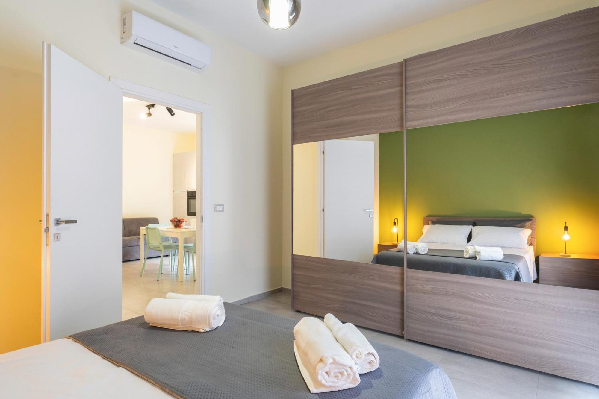 Etna Home Apartment Catania Esterno foto